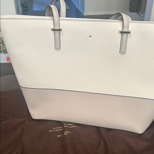 Kate Spade Elegant White and Cream Tote